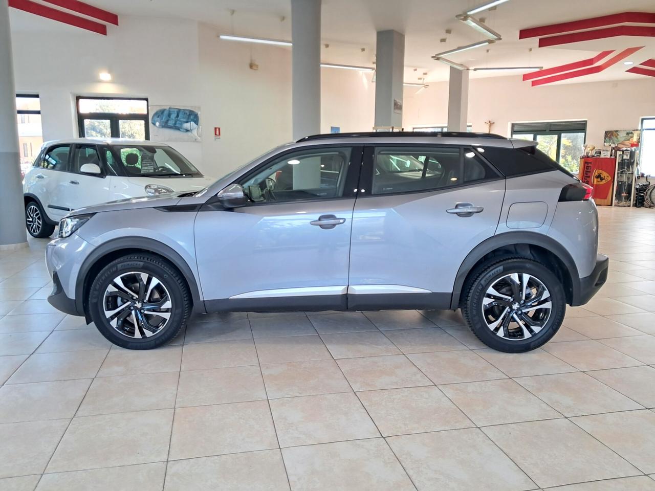 Peugeot 2008 PureTech 100 S&S Allure