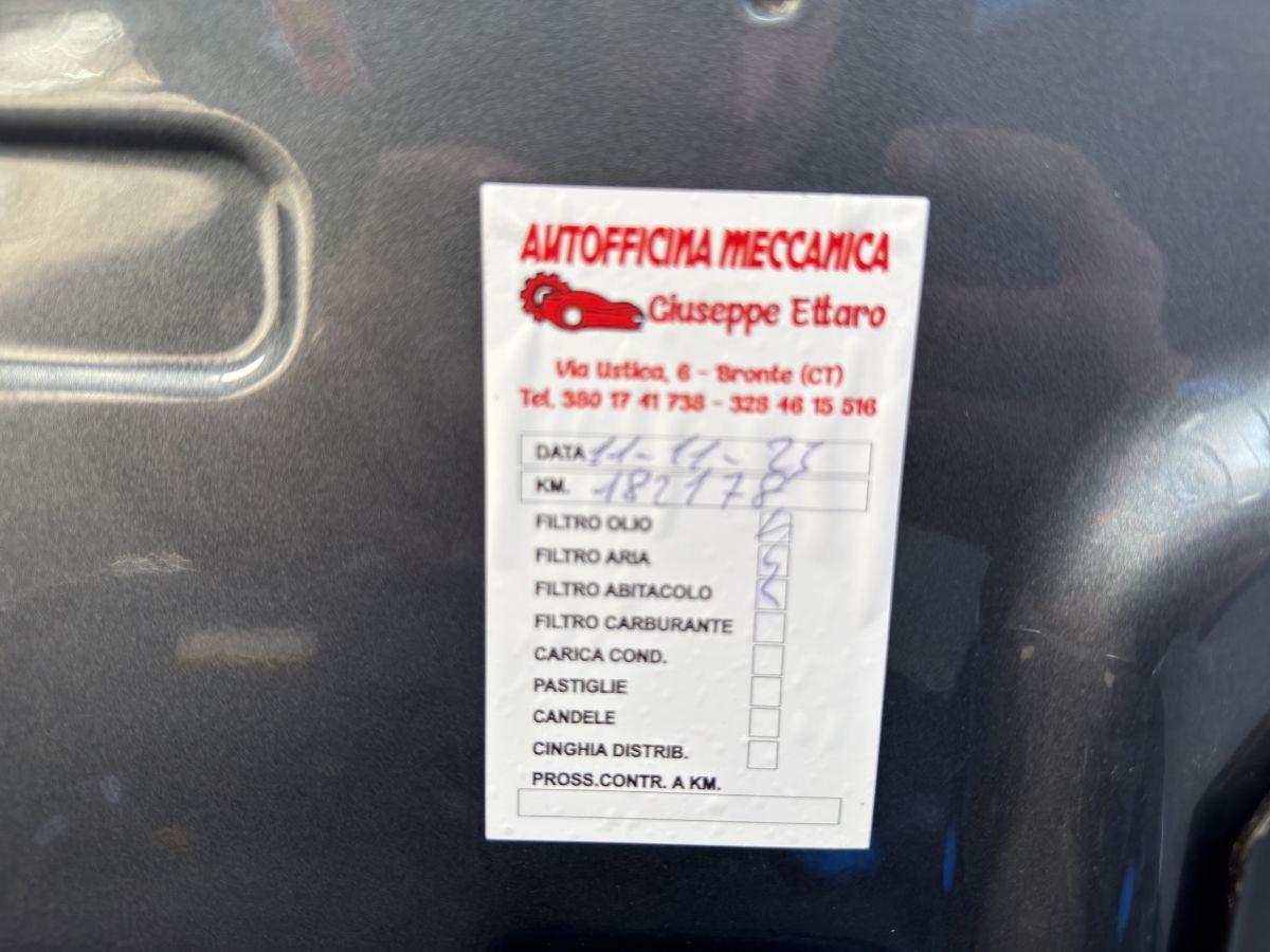 AUDI - Q3 - 2.0 TDI 150 CV Sport S LINE