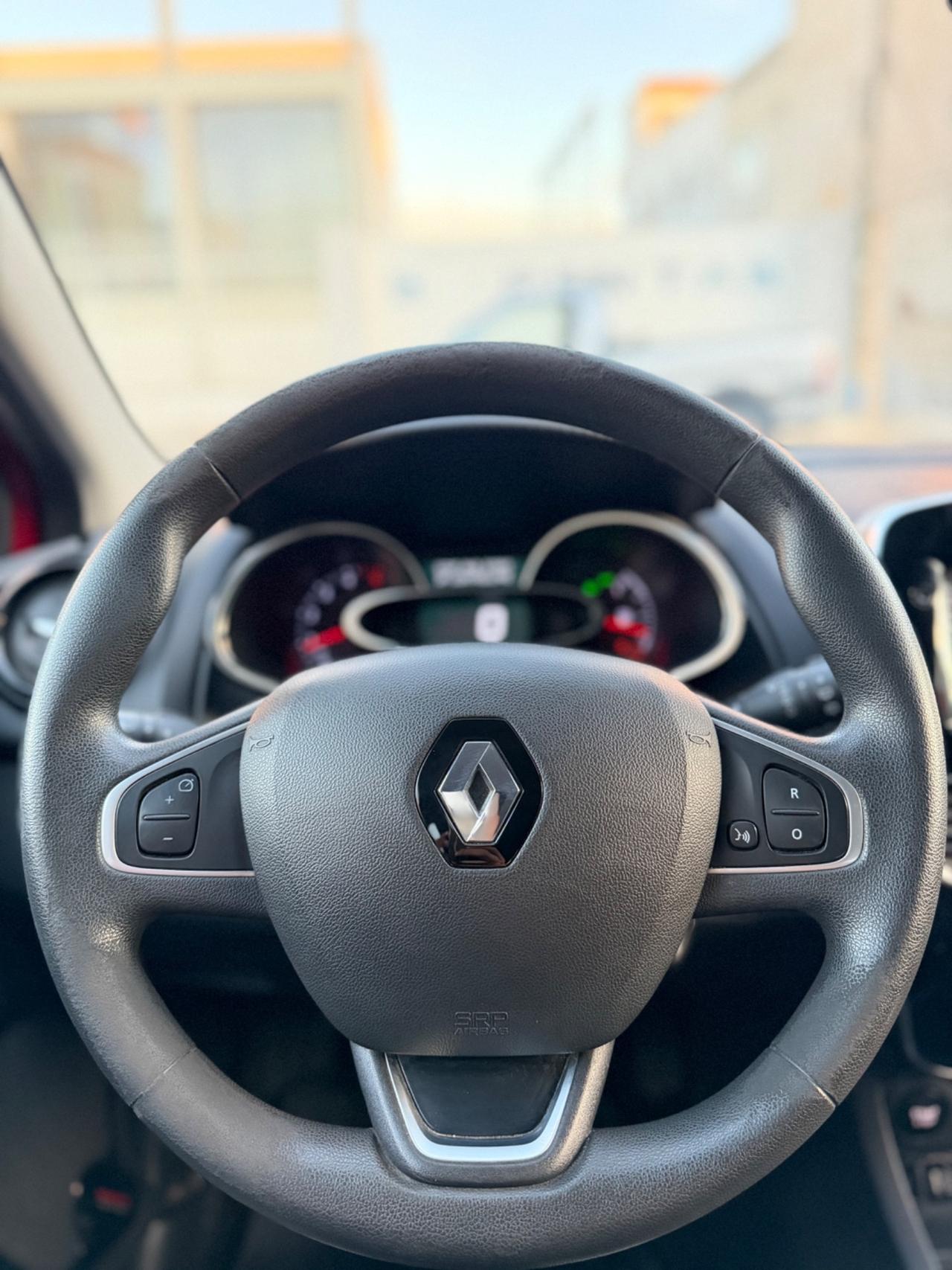 Renault Clio 1.5 dCi 90 CV Energy Business-2019/LED/NAVI