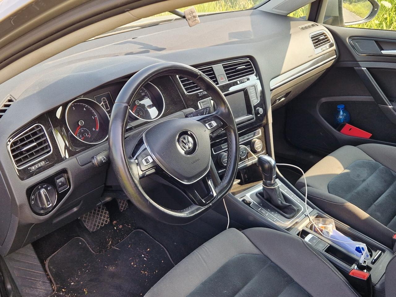 Volkswagen Golf Business 2.0 TDI DSG 5p. Highline BlueMotion Tech.