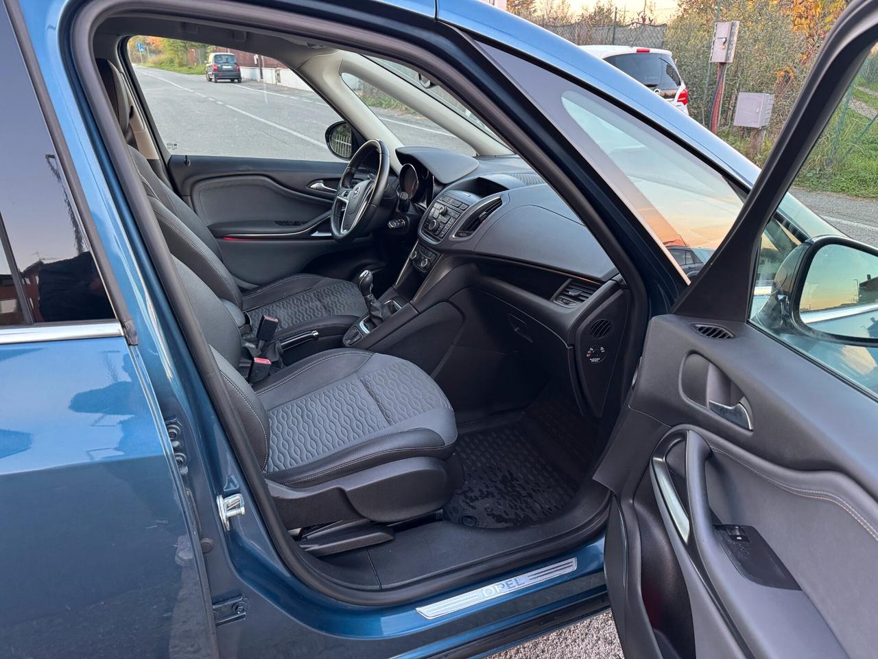 Opel Zafira Tourer 1.4 Turbo 140CV GPL Cosmo 7 posti