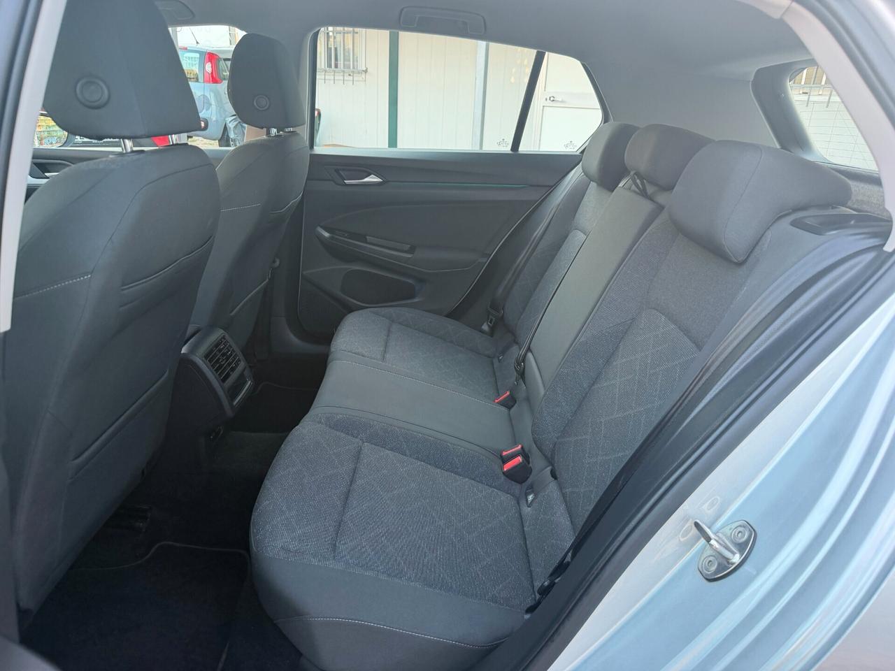 Volkswagen Golf 2.0 TDI 115 CV SCR Life