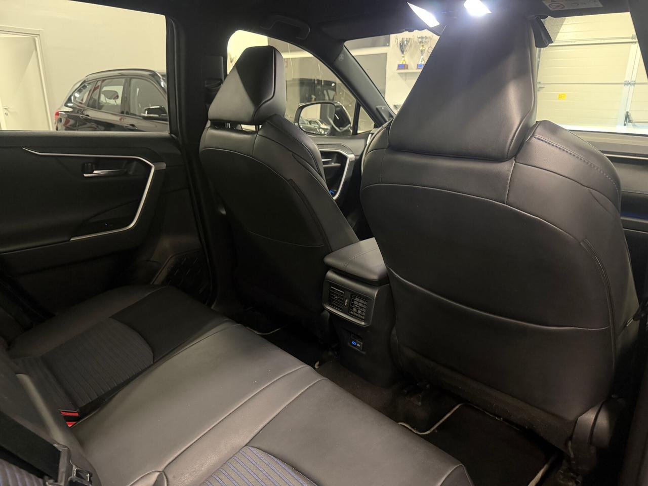 Toyota RAV4 2.5 HV (218CV) E-CVT 2WD Style