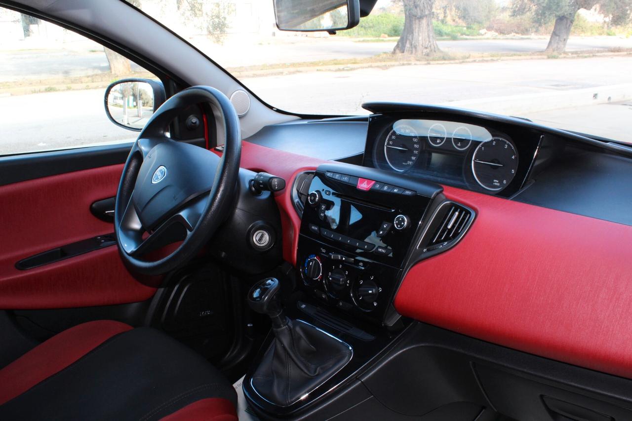 Lancia Ypsilon 1.3 MJT 16V 95 CV 5 porte S&S Platinum