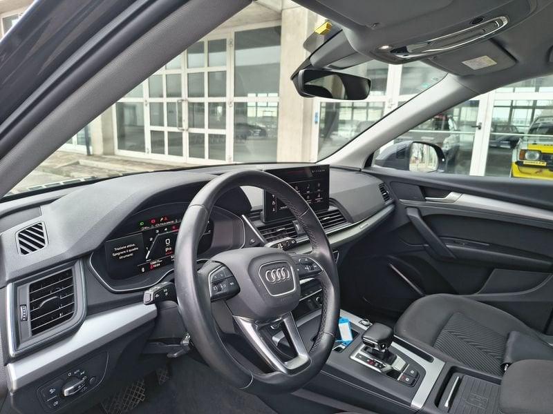 Audi Q5 Sportback 40 TDI Busin. Advanced quattro Hybrid 204 CV
