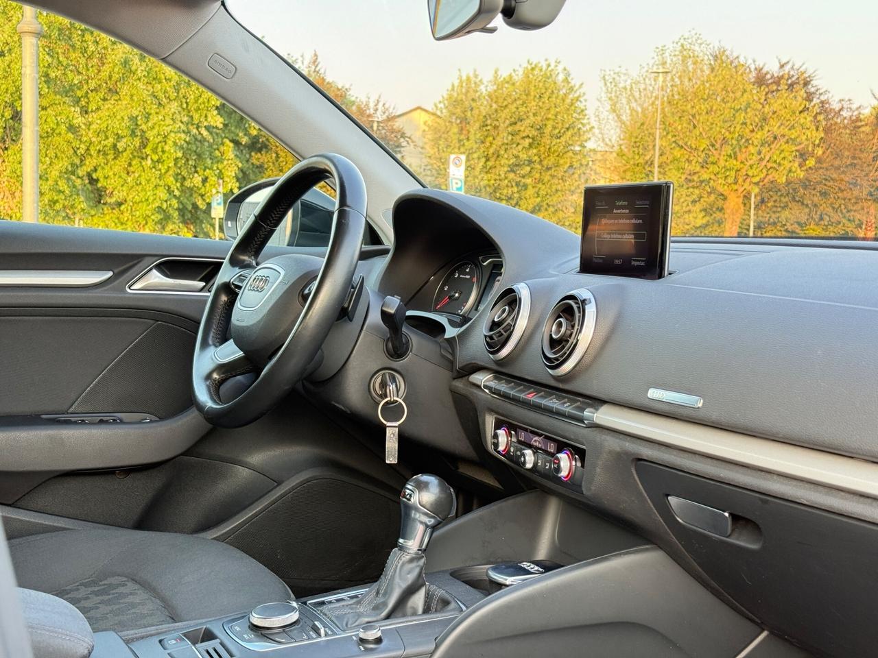 Audi A3 1.6 TDI S tronic