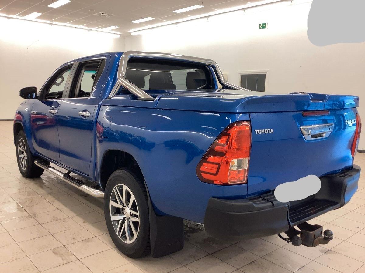 Toyota Hilux 2.4 D-4D 4WD 4 porte Double Cab Comfort