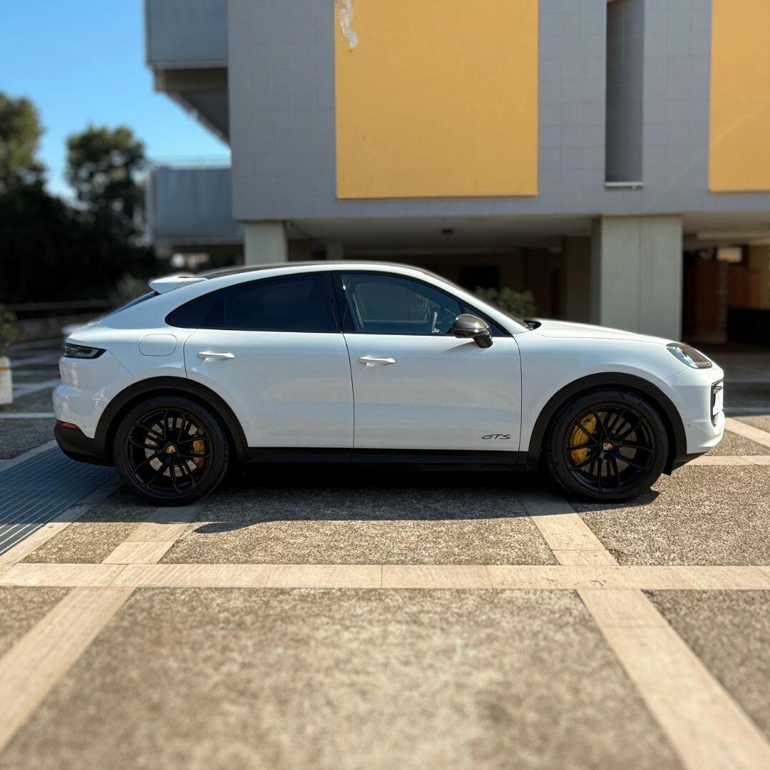 Porsche Cayenne Coupé 4.0 GTS 2024