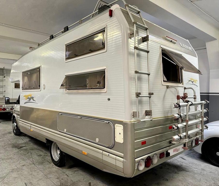 Laika ecovip oro 7posti gemellato 2.5 TD (a nuovo)