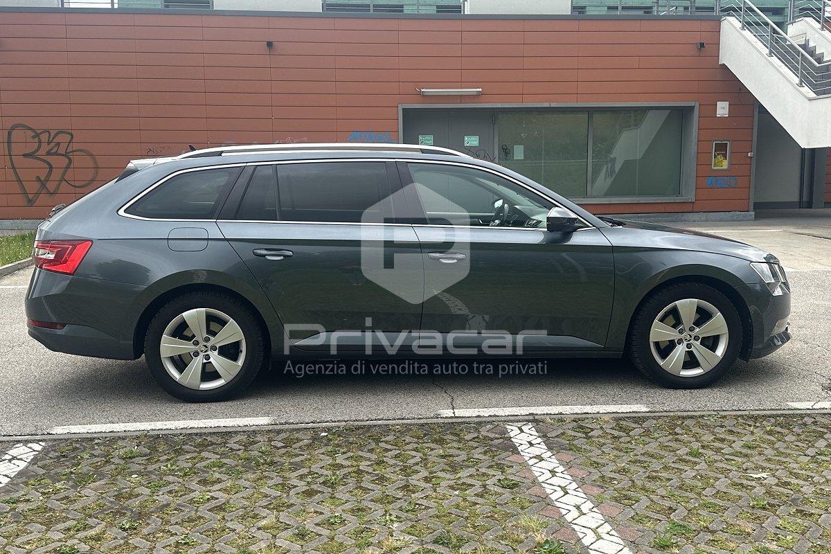SKODA Superb 1.6 TDI DSG Wagon Executive