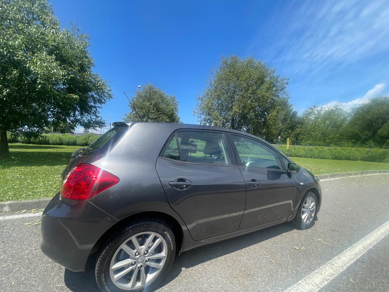 Toyota Auris 2.0 D-4D 5 porte Sol