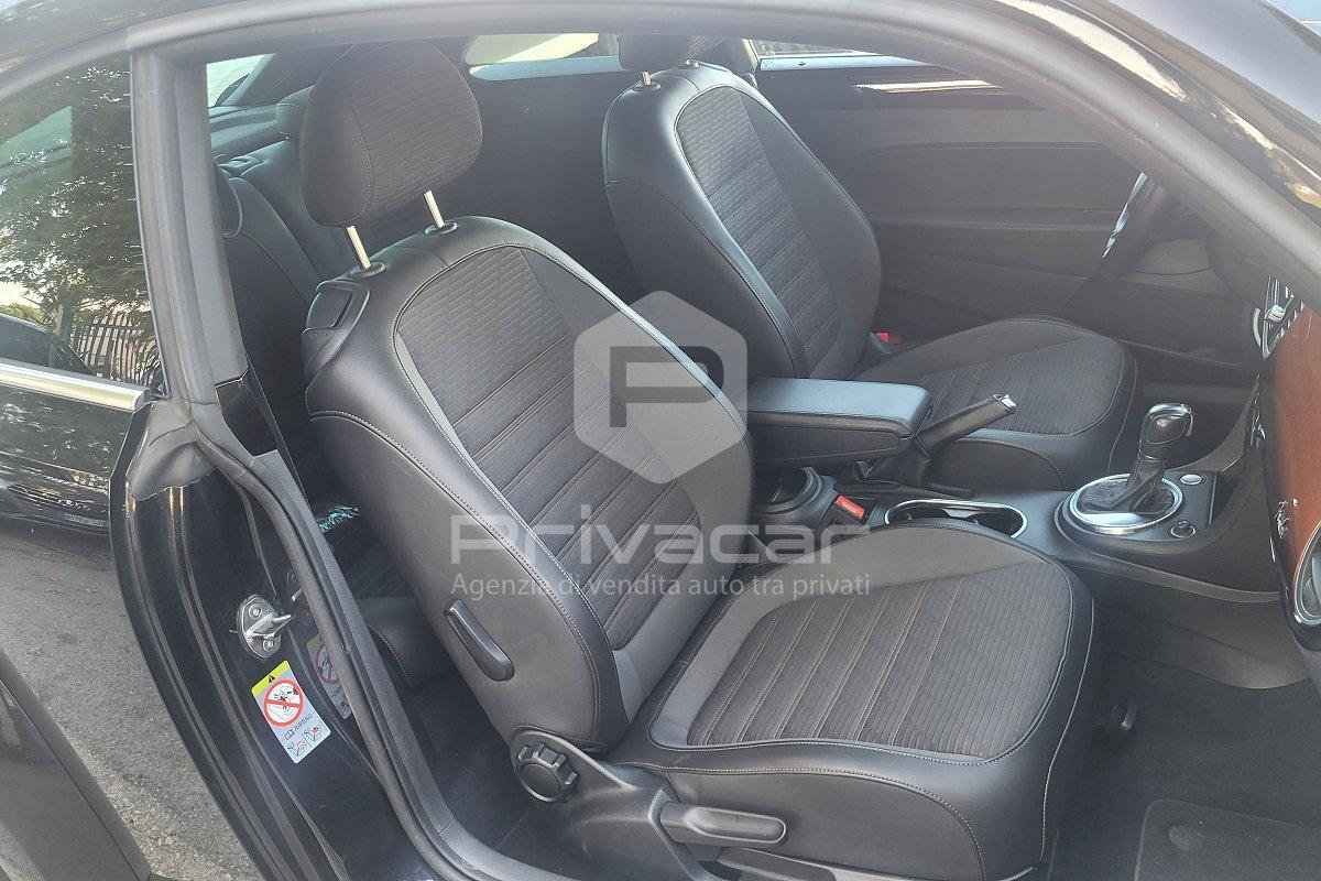 VOLKSWAGEN Maggiolino 2.0 TDI DSG Fender Edition