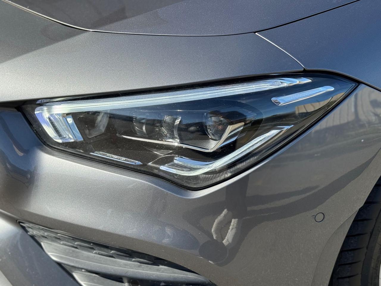 Mercedes-Benz CLA 200 Premium Shooti #9317