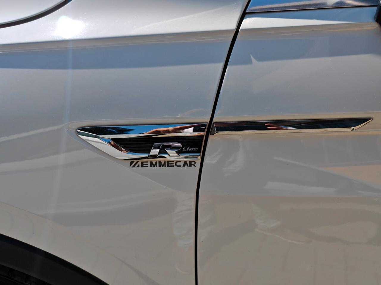 Volkswagen Tiguan R-Line incidentata/sinistrata
