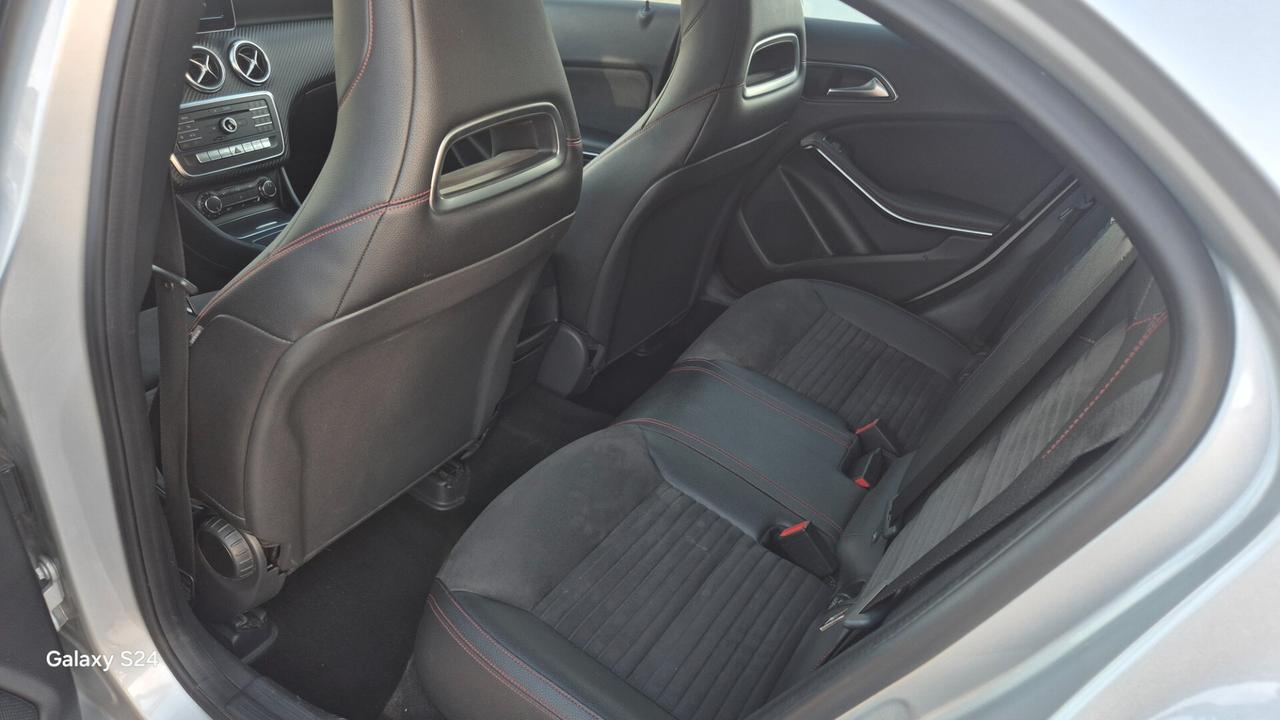 Mercedes-benz A 200 d Automatic Premium