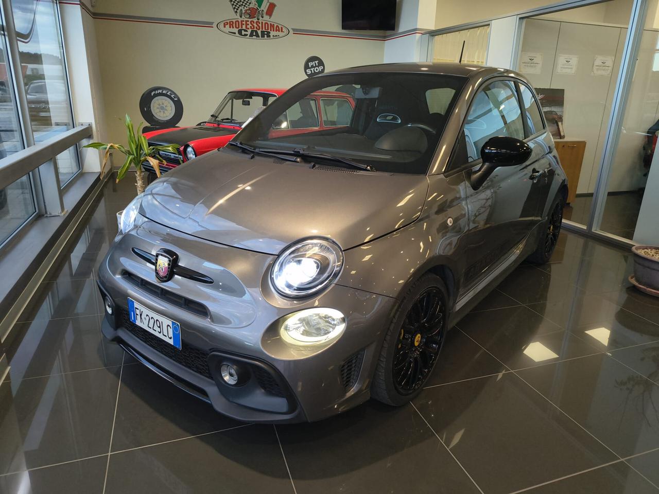 FIAT 500 / Abarth 595 1.4 Turbo T-Jet 145 CV
