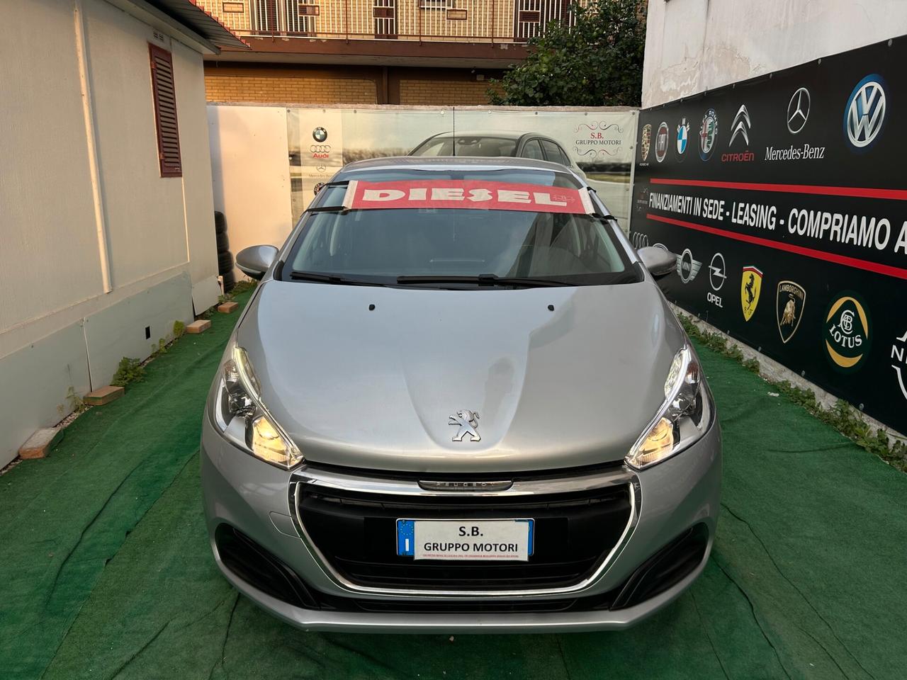 Peugeot 208 2017 1.6 DIESEL 75CV Allure LEGGI