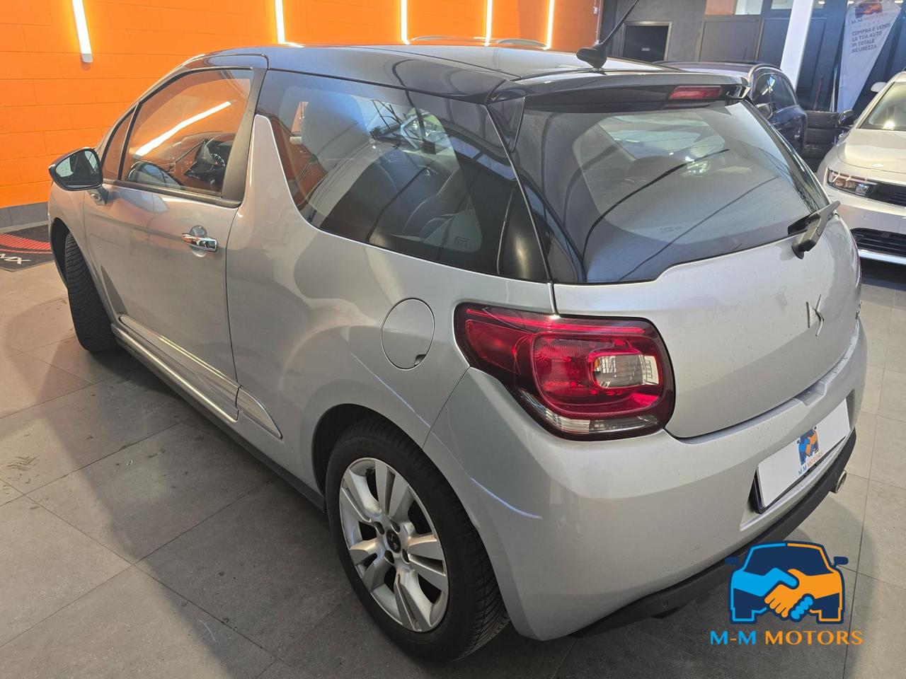 DS DS3 1.6 bluehdi So Chic 75cv my16