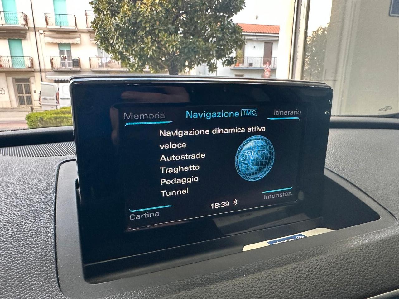 Audi Q3 2.0 TDI 150 CV S tronic line Edition