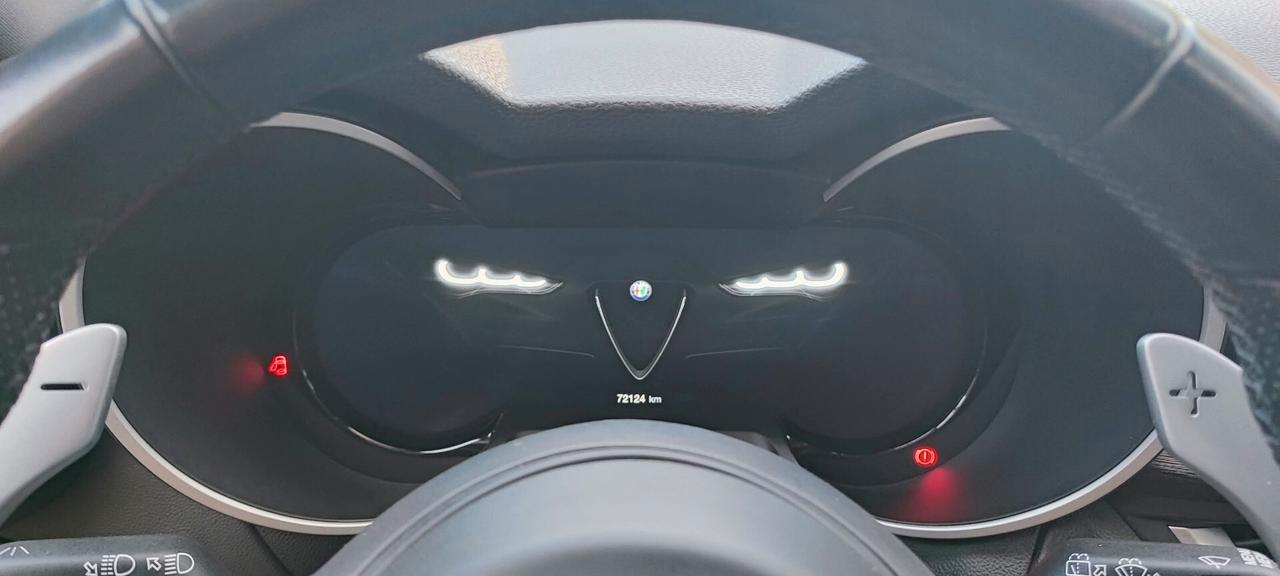 Alfa Romeo Stelvio restyling 2.2 diesel 2023