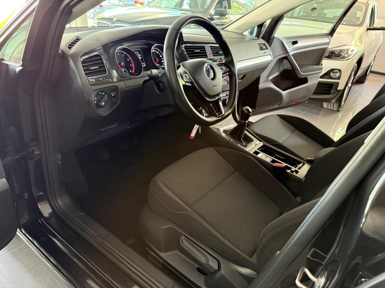 Volkswagen Golf p 5p 1.0 tsi Trendline 85cv NEOPATENTATI !!