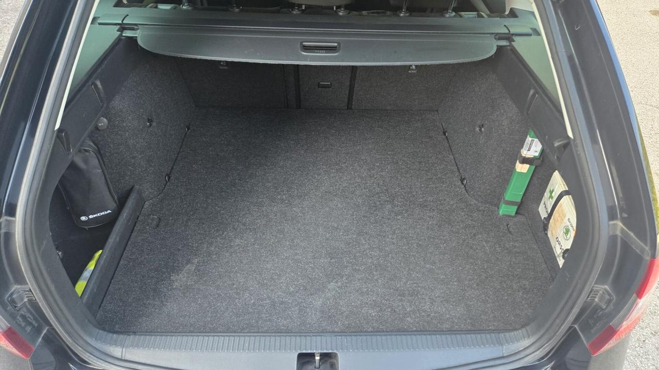 Skoda Octavia 1.5 DSG Wagon Executive G-Tec Metano