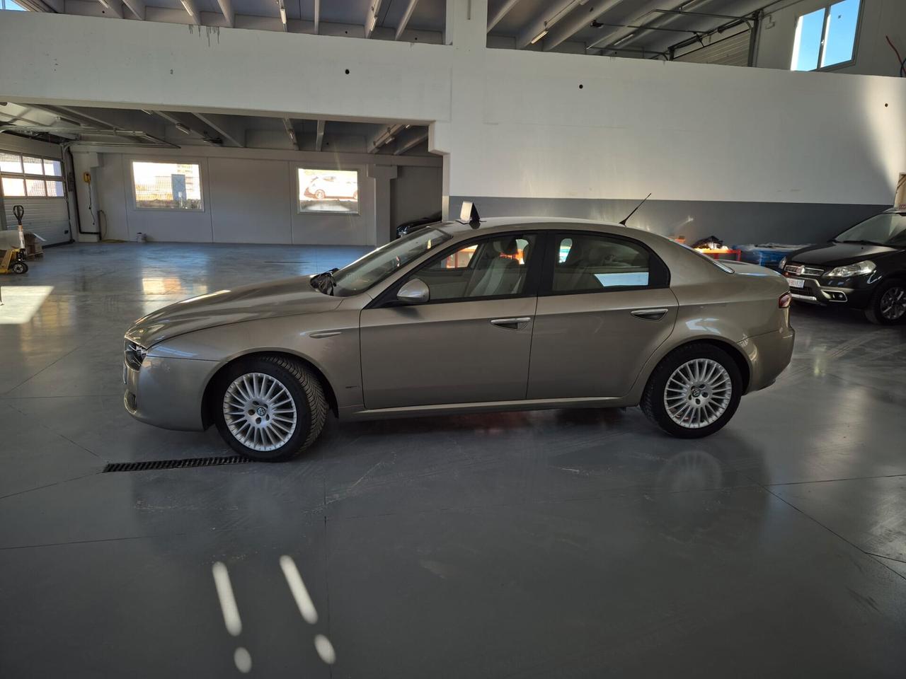 Alfa Romeo 159 2.0 JTDm Distinctive
