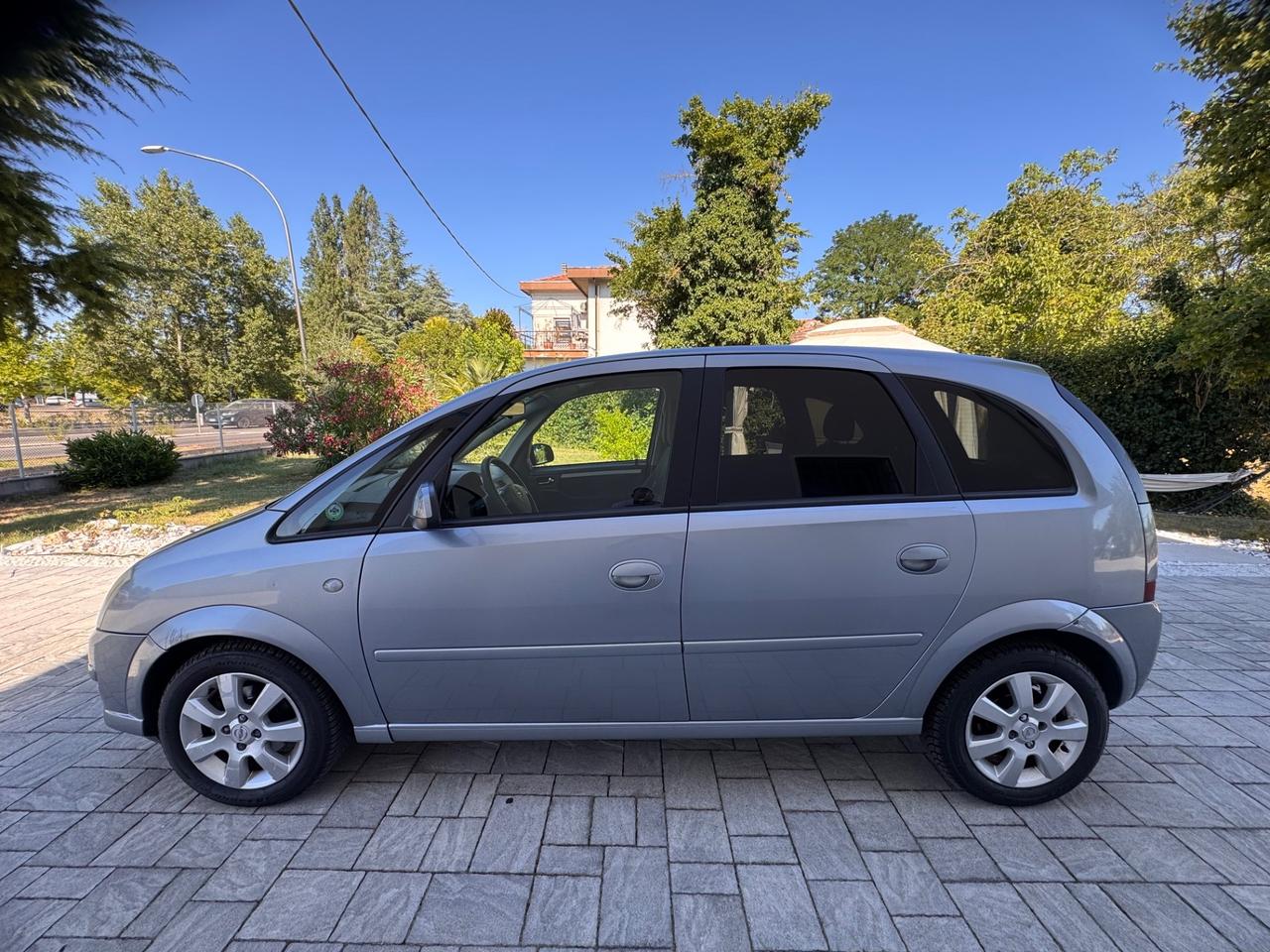 Opel Meriva 1.4 16V Enjoy OK NEOPATENTATI