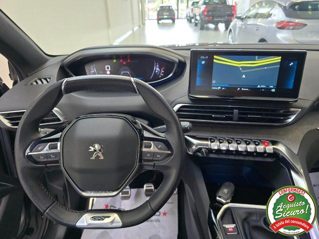PEUGEOT 3008 PureTech Turbo 130 GT + Tetto