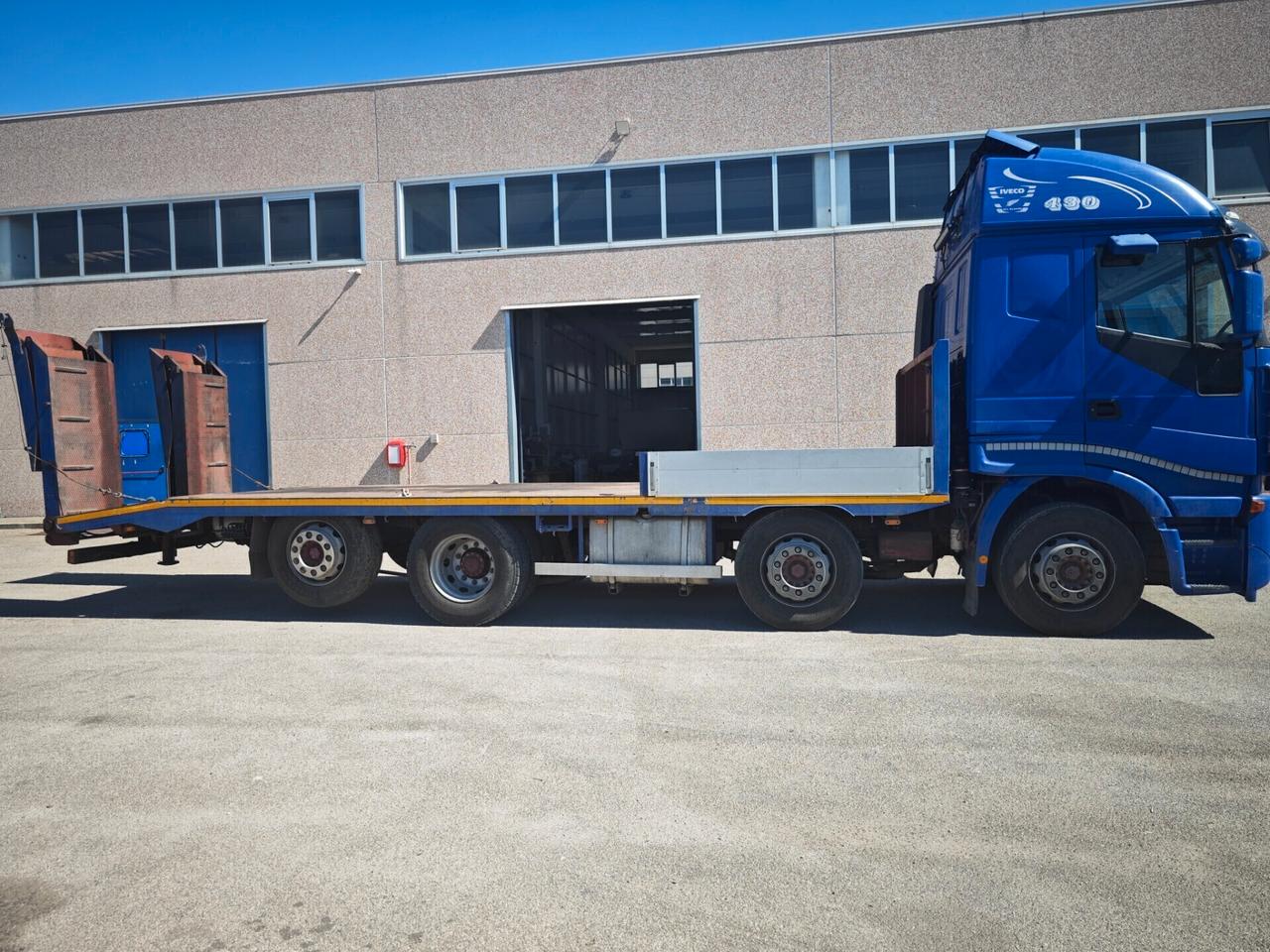 Carrellone Iveco MAGIRUS AS 260 S 43 Y/FS CM