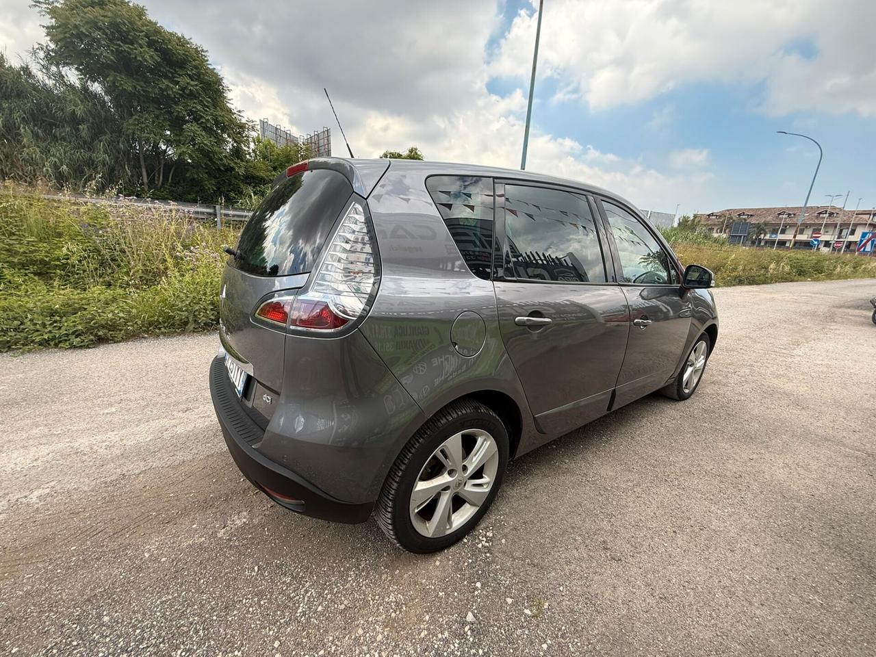 Renault Scenic Scénic XMod 1.5 dCi 110CV Start&Stop Energy