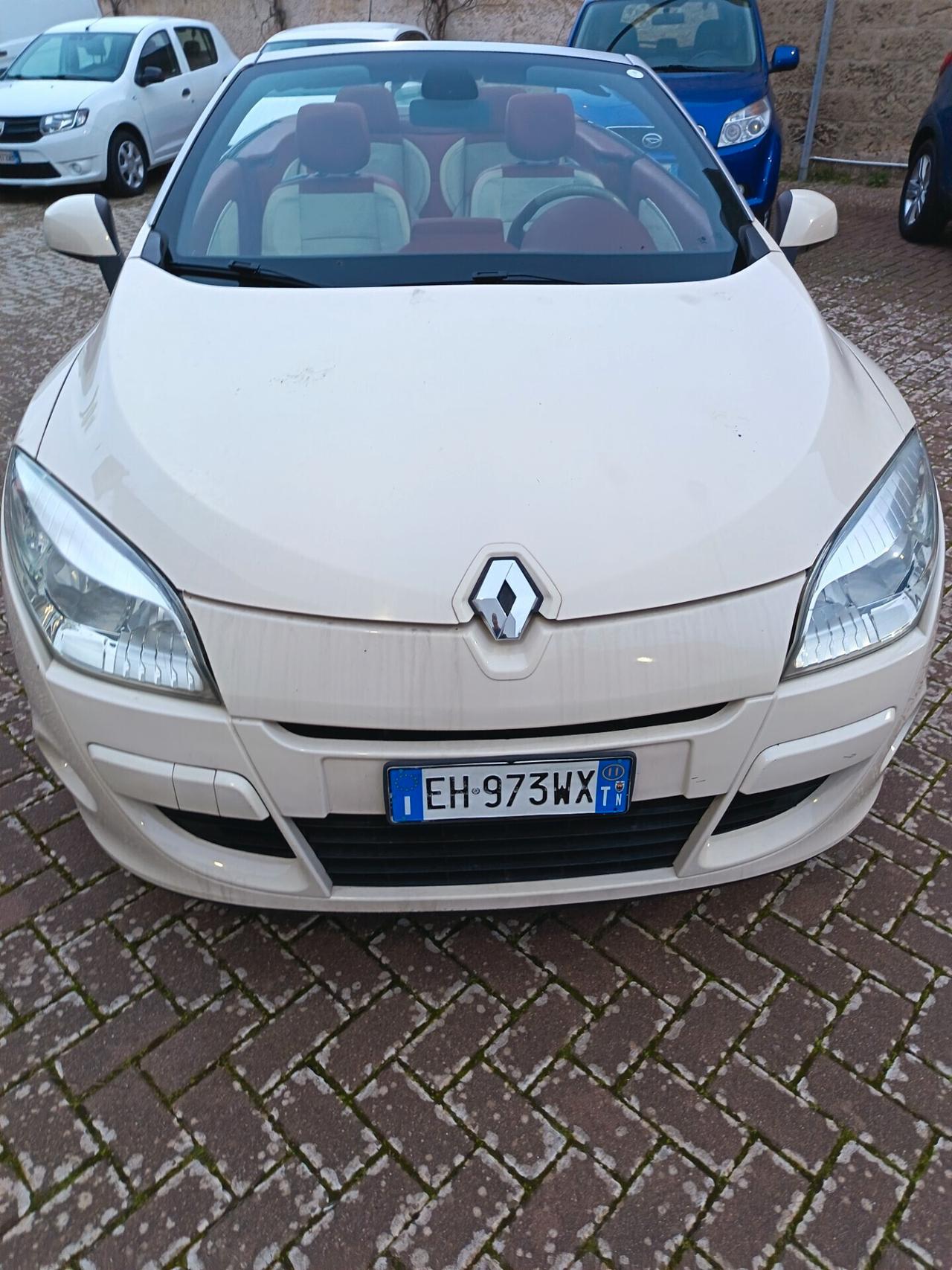 Renault Megane Mégane C-C 1.5 dCi 110CV Floride