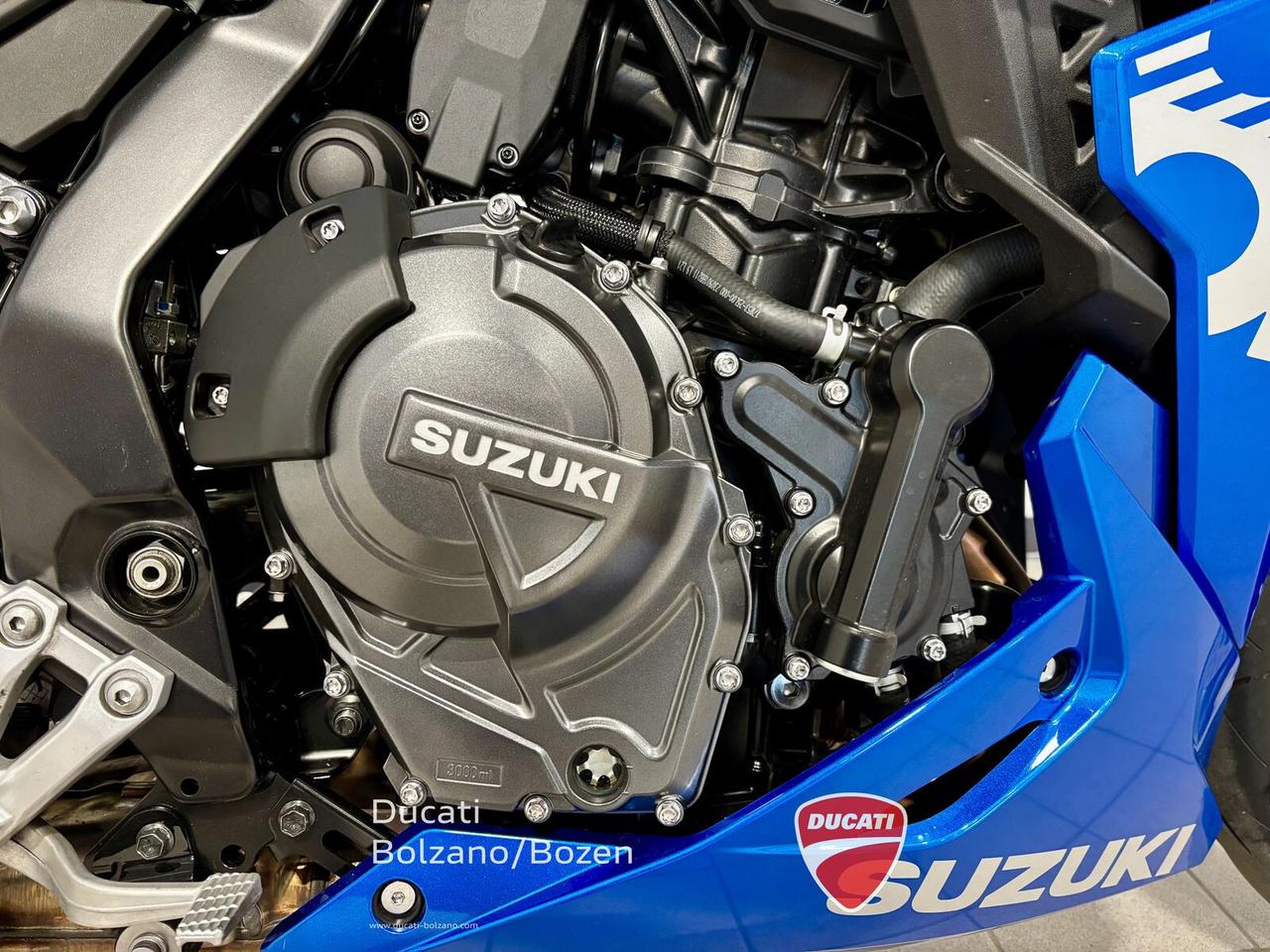 Suzuki GSX-8R - PARI AL NUOVO -