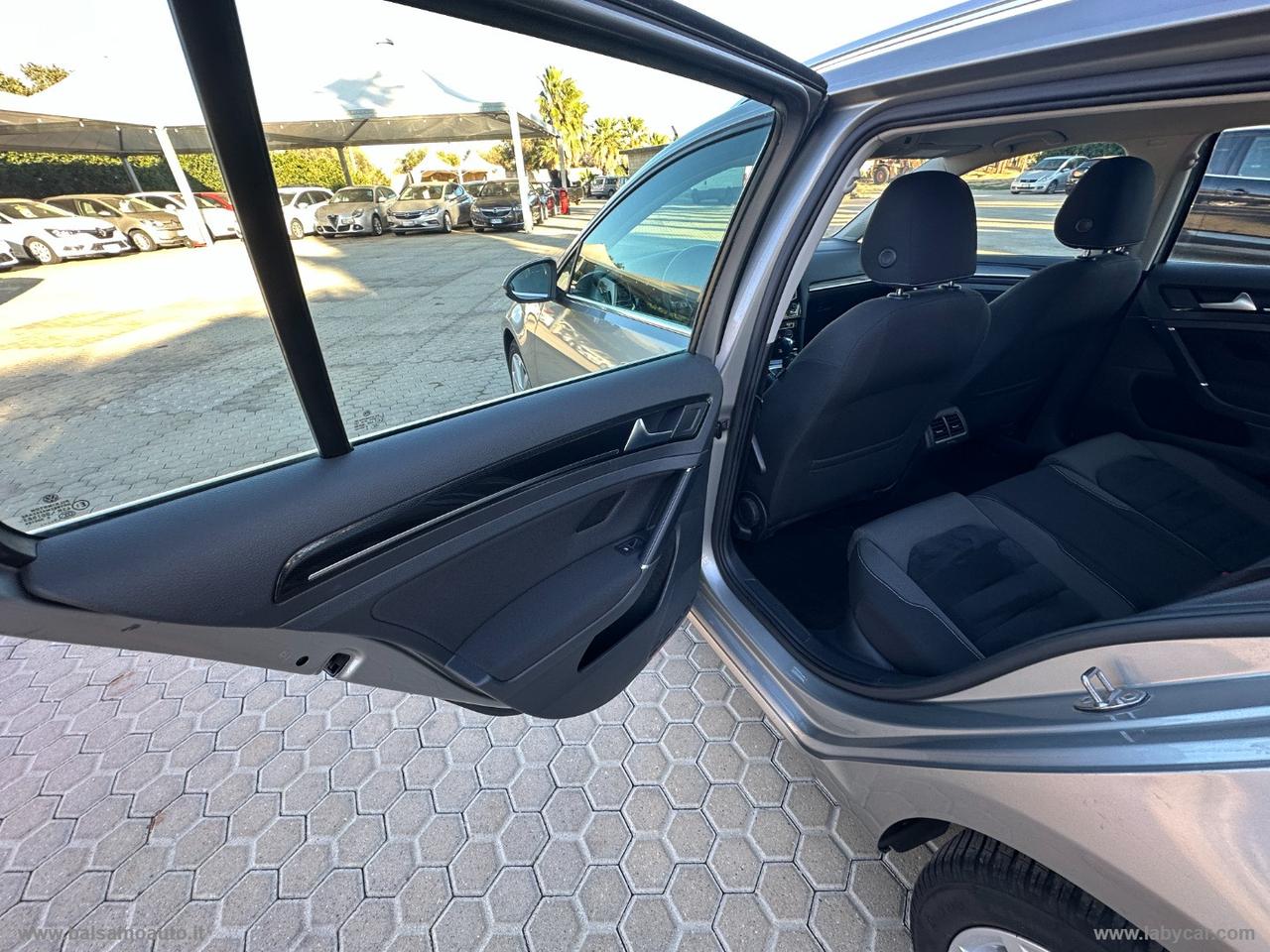 VOLKSWAGEN Golf Variant 1.6 BlueTDI 110 DSG Highl.