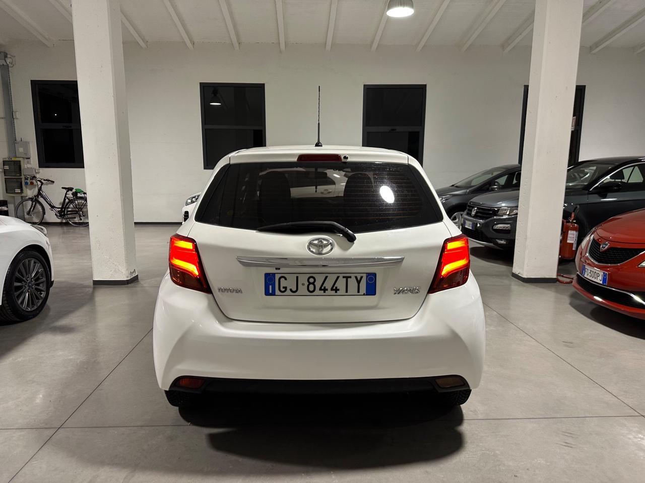 Toyota Yaris 1.0 5 porte Lounge