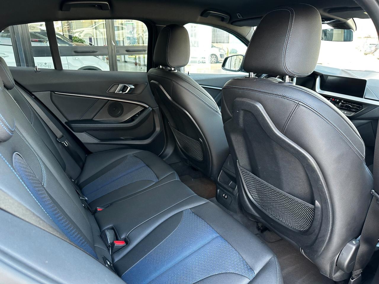 Bmw 118 118i 5p. Msport