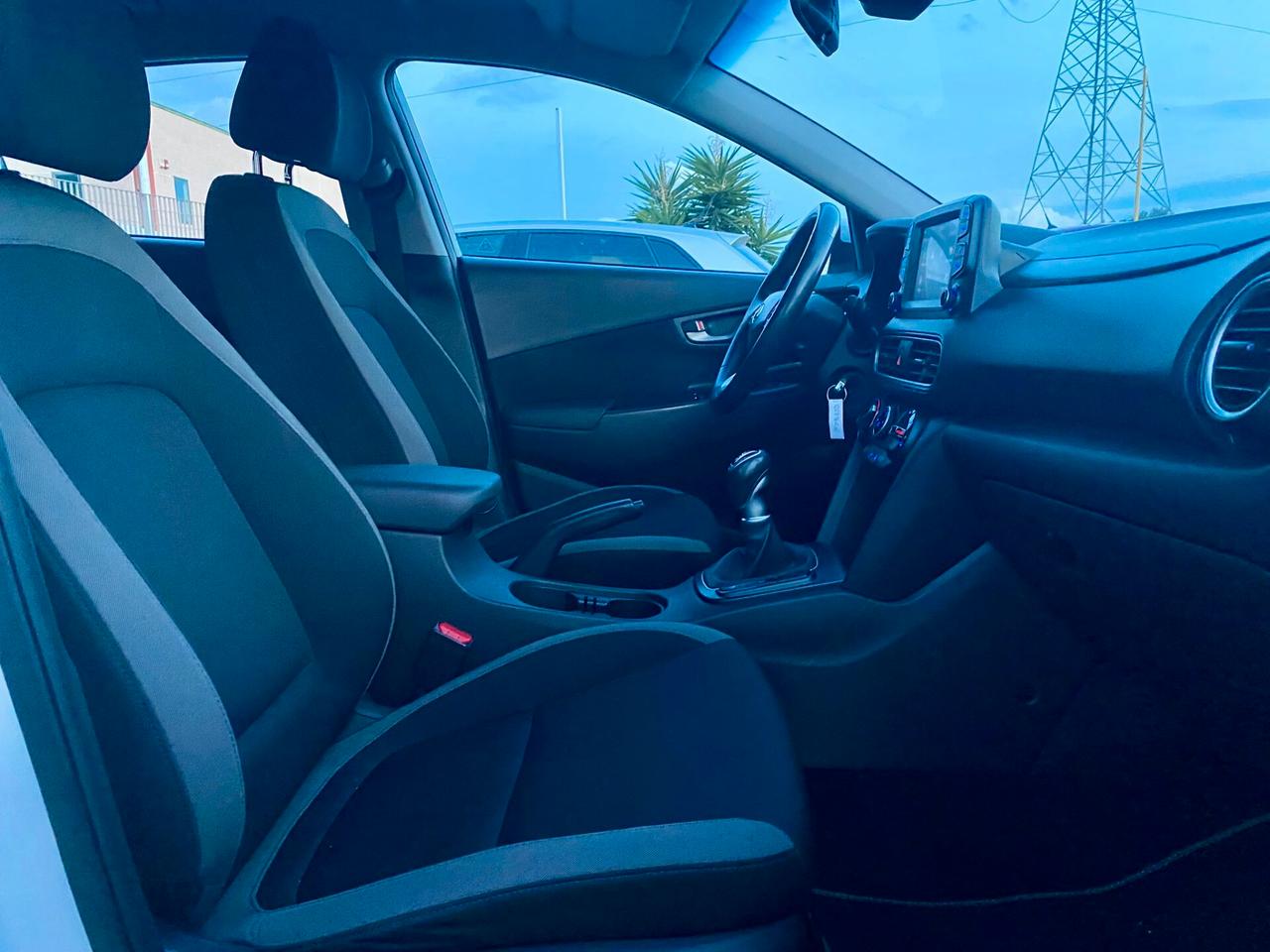Hyundai Kona 1.6 CRDI 115 cv. *Soli 83.000 km