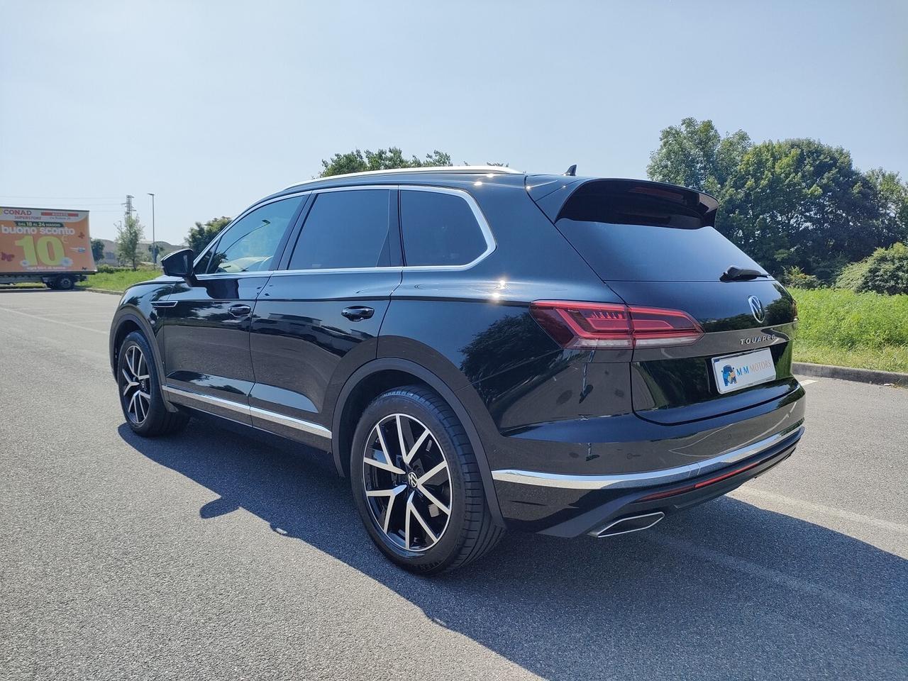 VOLKSWAGEN Touareg 3.0 V6 tdi Elegance 286cv tiptronic