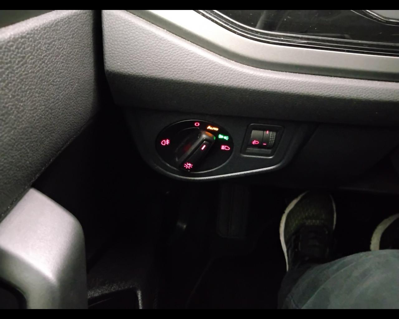 VOLKSWAGEN Polo VI 2017 - Polo 5p 1.0 evo Comfortline 80cv