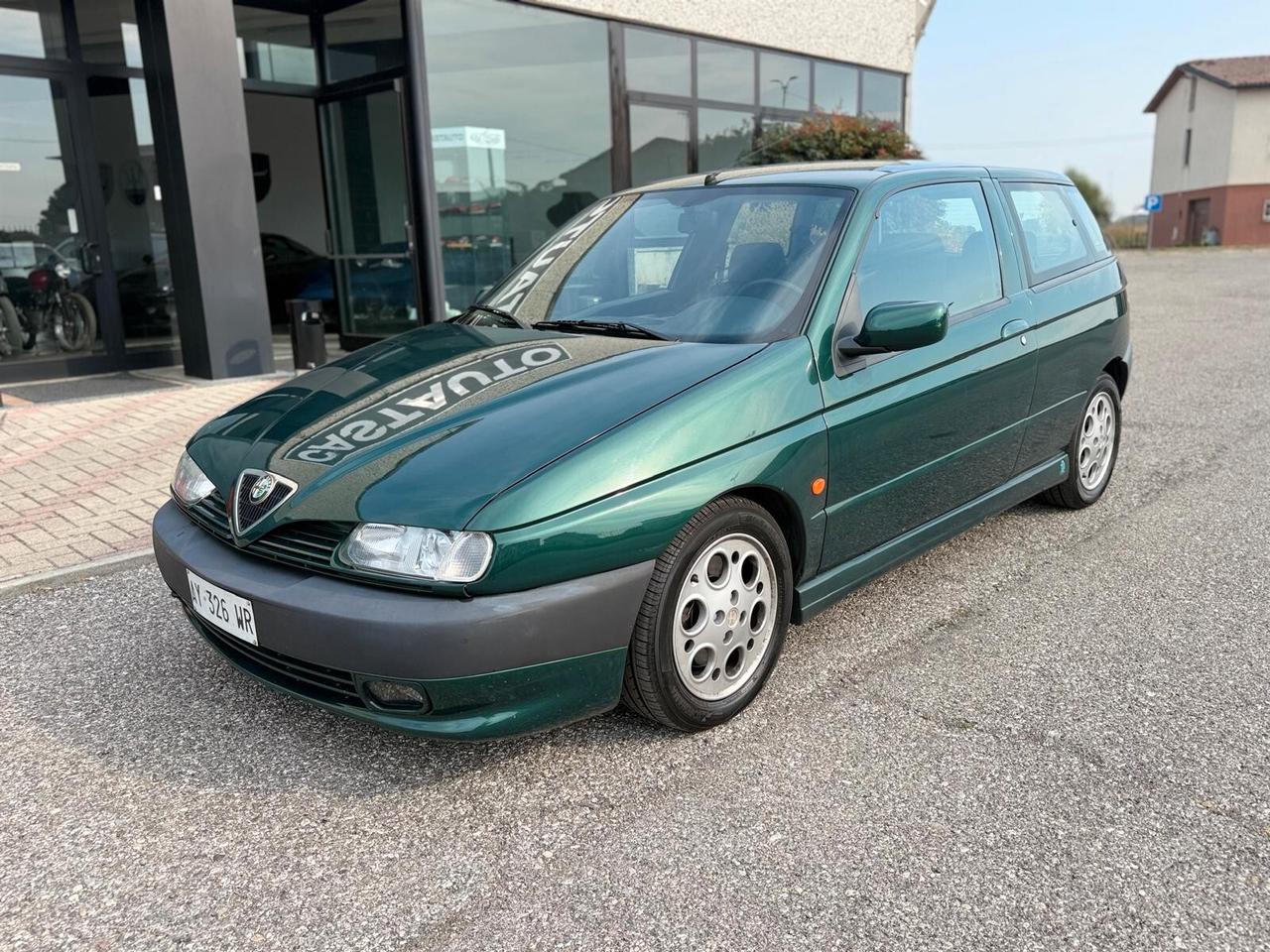 Alfa Romeo 145 2.0i 16V Twin Spark Quadrifoglio