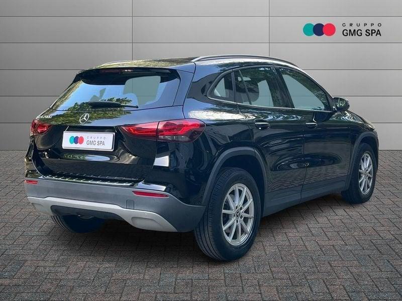 Mercedes-Benz GLA 200 d Business auto