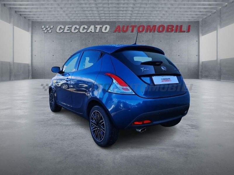 Lancia Ypsilon Ypsilon 1.0 firefly hybrid Gold s&s 70cv 5p.ti