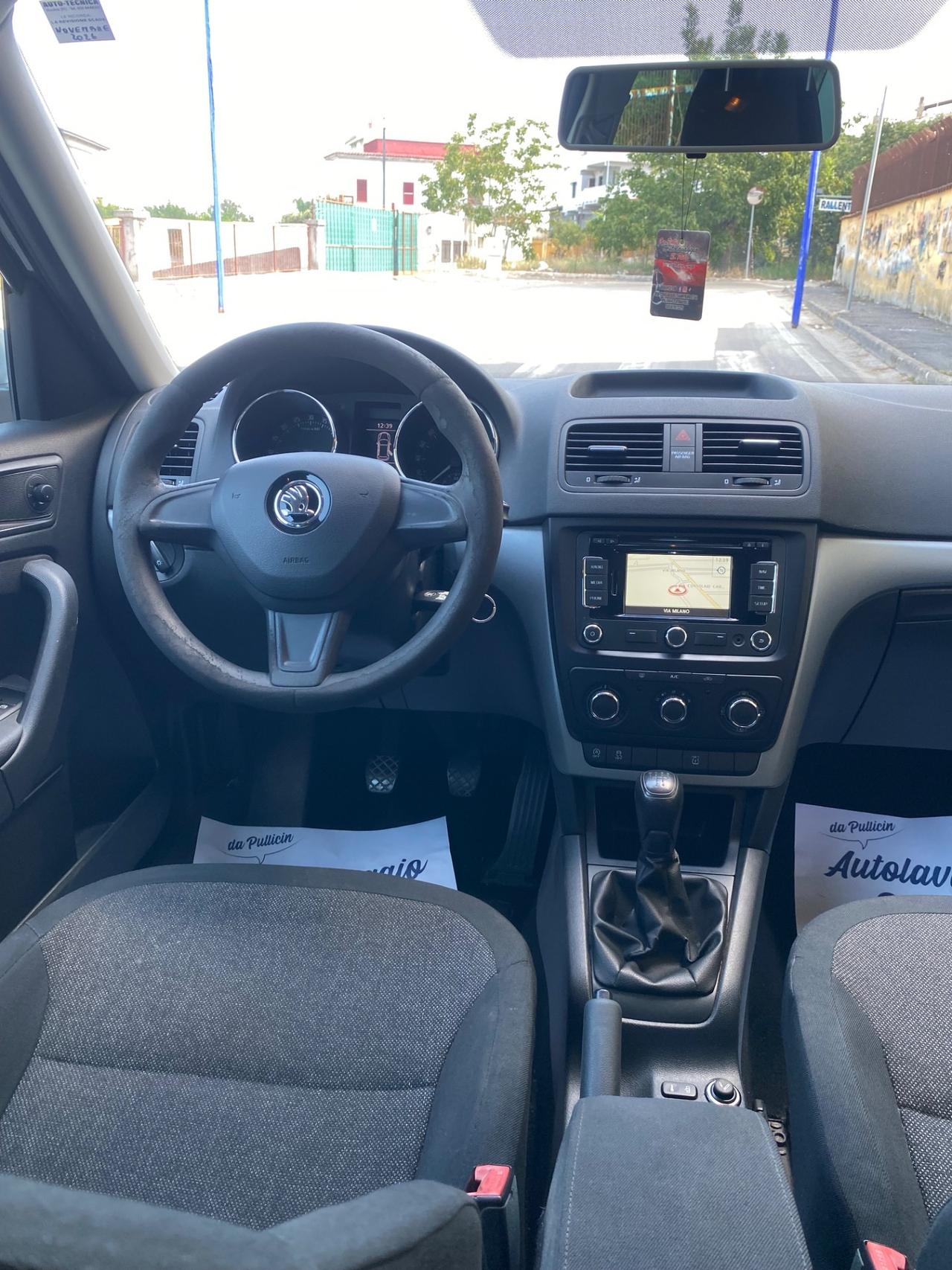 Skoda Yeti Outdoor 1.6 TDI Fine 2014 Full Navi Led