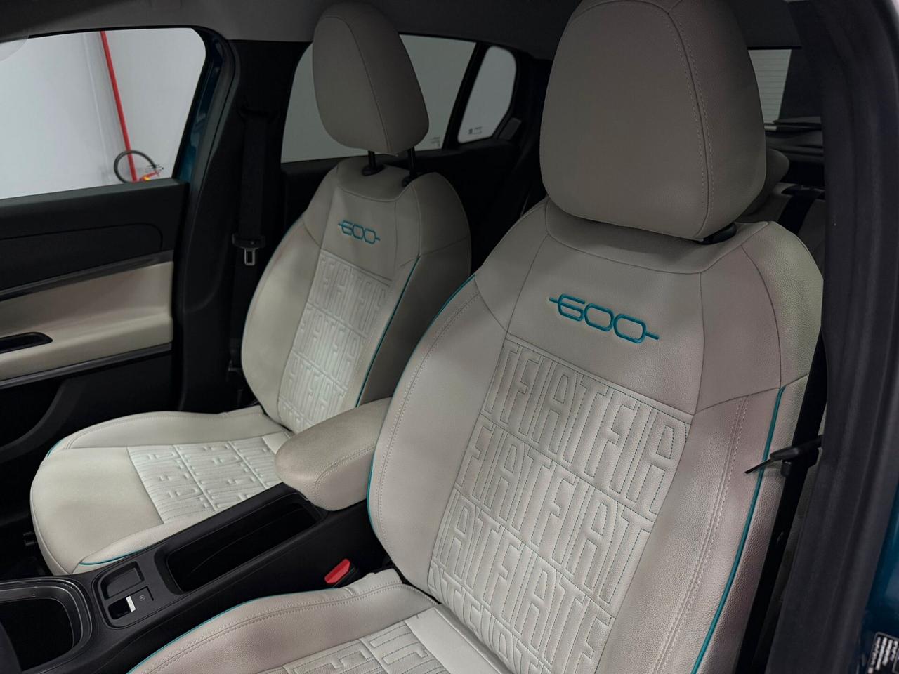 Fiat 600 Hybrid 136 CV DCT MHEV La Prima