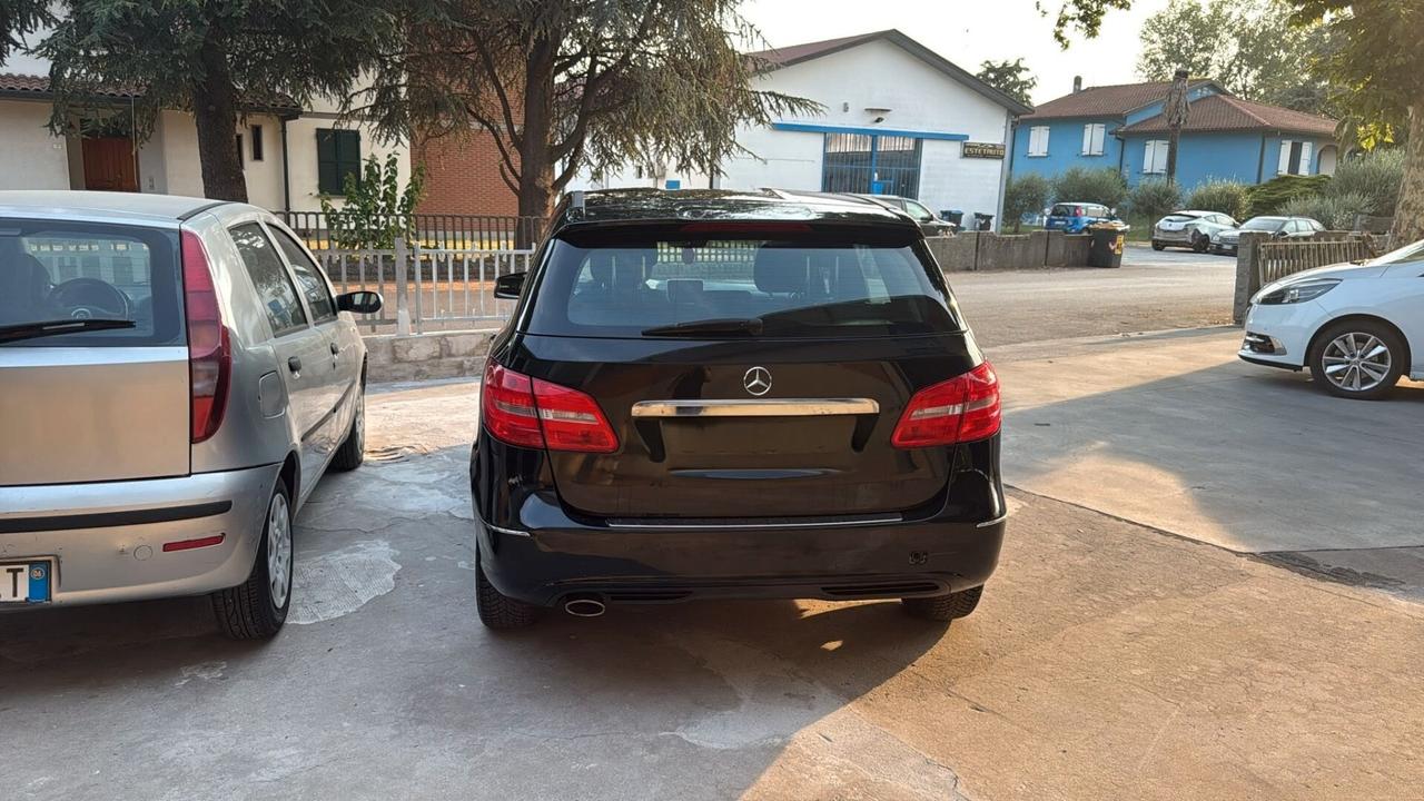 Mercedes-benz B 180 BlueEFFICIENCY Executive