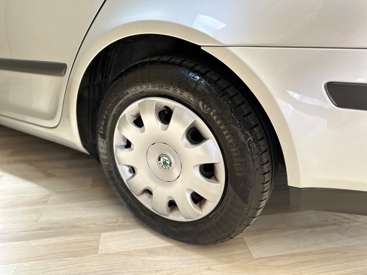 Skoda Octavia 1.6 MPI 102cv Ambition GPL