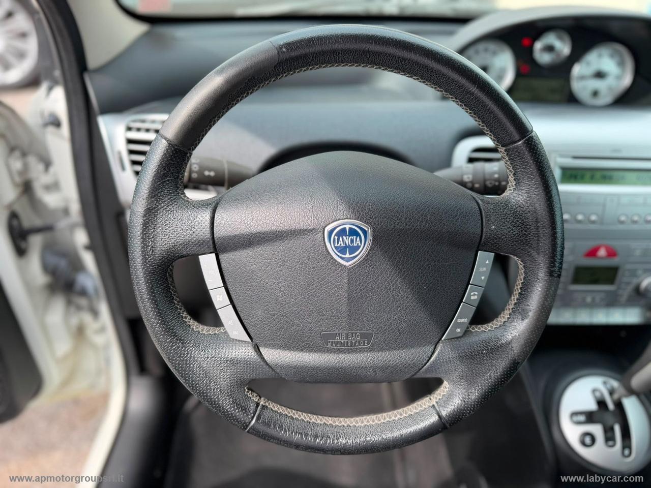 LANCIA Ypsilon 1.4 16V Platino AUTOMATICA