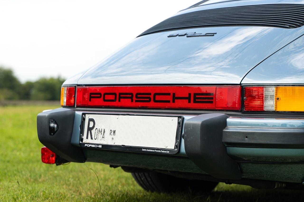 Porsche 911 SC 3.0 - 1982