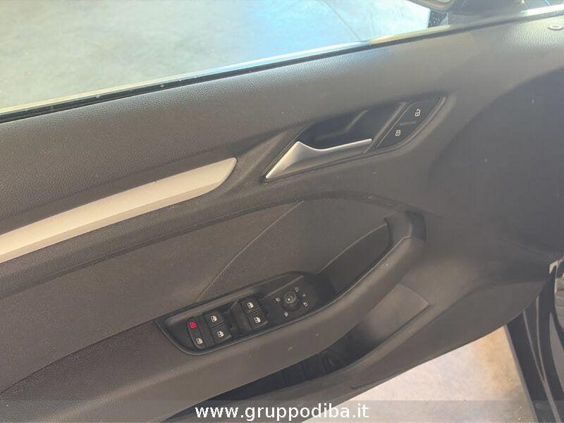 Audi A3 III 2016 Sportback Benzina Sportback 30 1.5 g-tron Business 131cv s-tronic