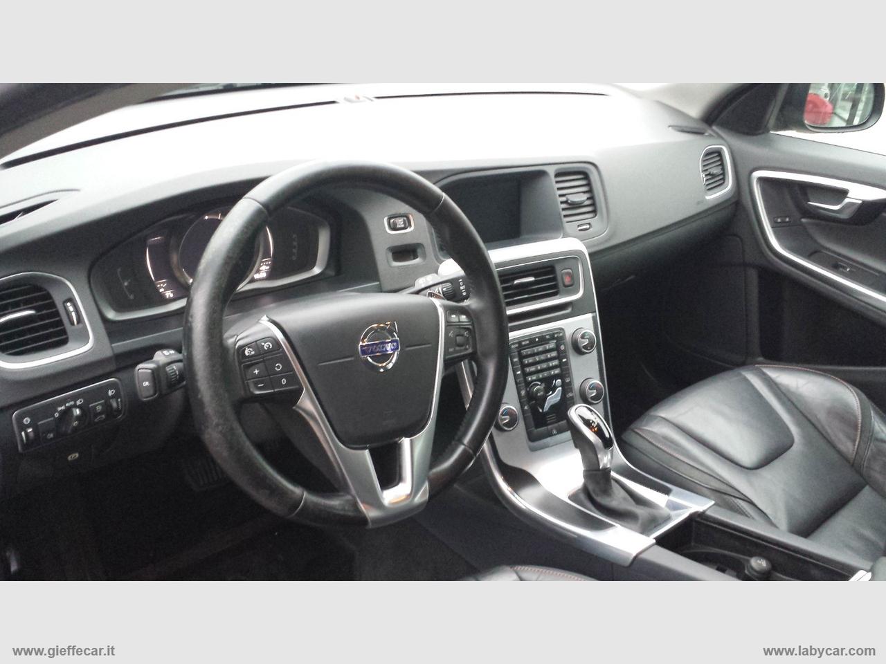 VOLVO V60 D2 Geartronic Volvo Ocean Race N1